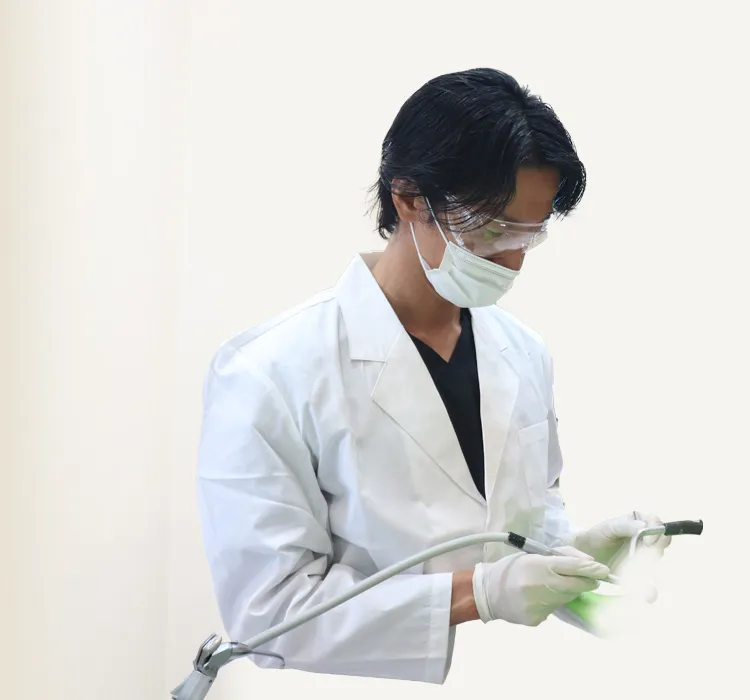 院長 笹山 晃佑